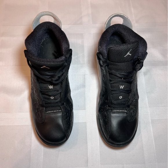 Youth Air Jordans Dub Zero GS Sneakers - Picture 9 of 15